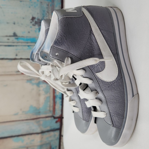 Nike Sweet Classic High Sneakers in Gray - Picture 4 of 6